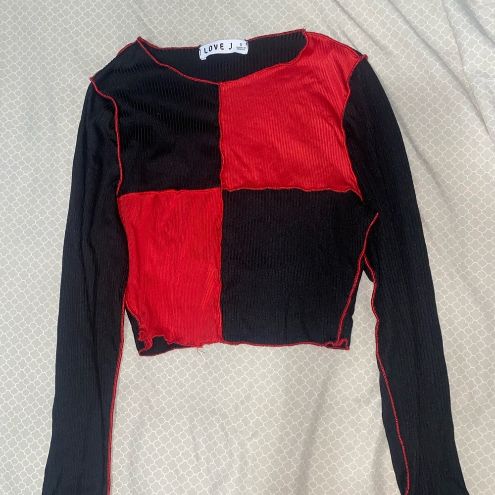 Long sleeved Crop tee